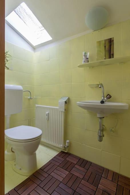Lovely Spacious 3Room Loft Under Roof-100M2-Touristarea Rauth Kültér fotó