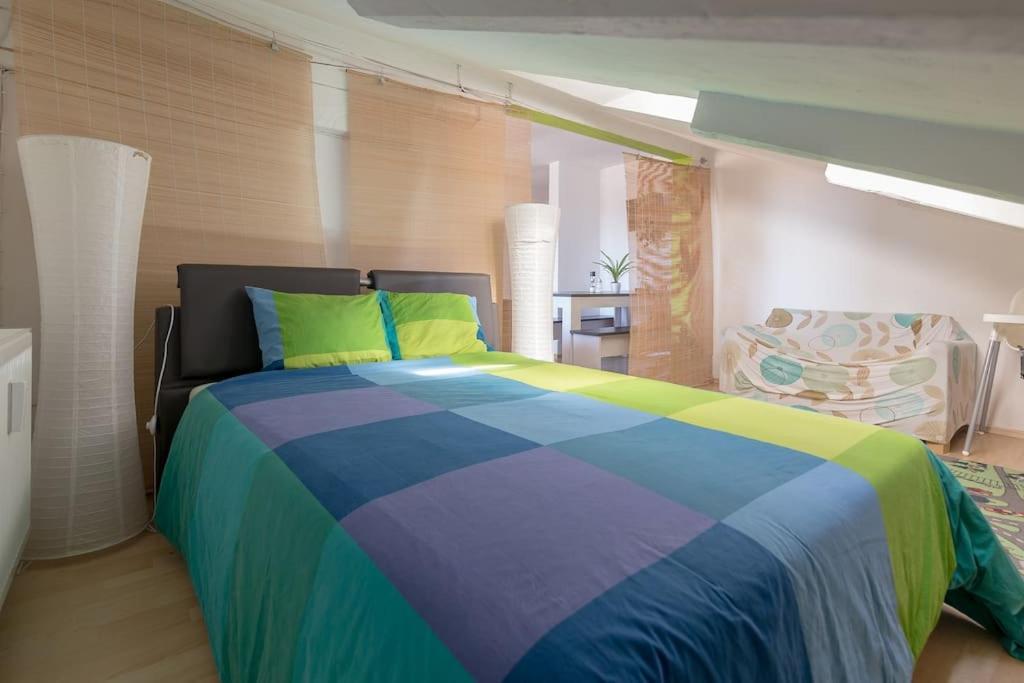 Lovely Spacious 3Room Loft Under Roof-100M2-Touristarea Rauth Kültér fotó