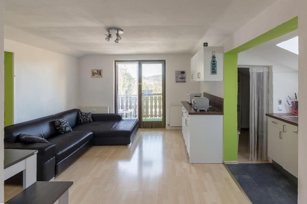 Lovely Spacious 3Room Loft Under Roof-100M2-Touristarea Rauth Kültér fotó